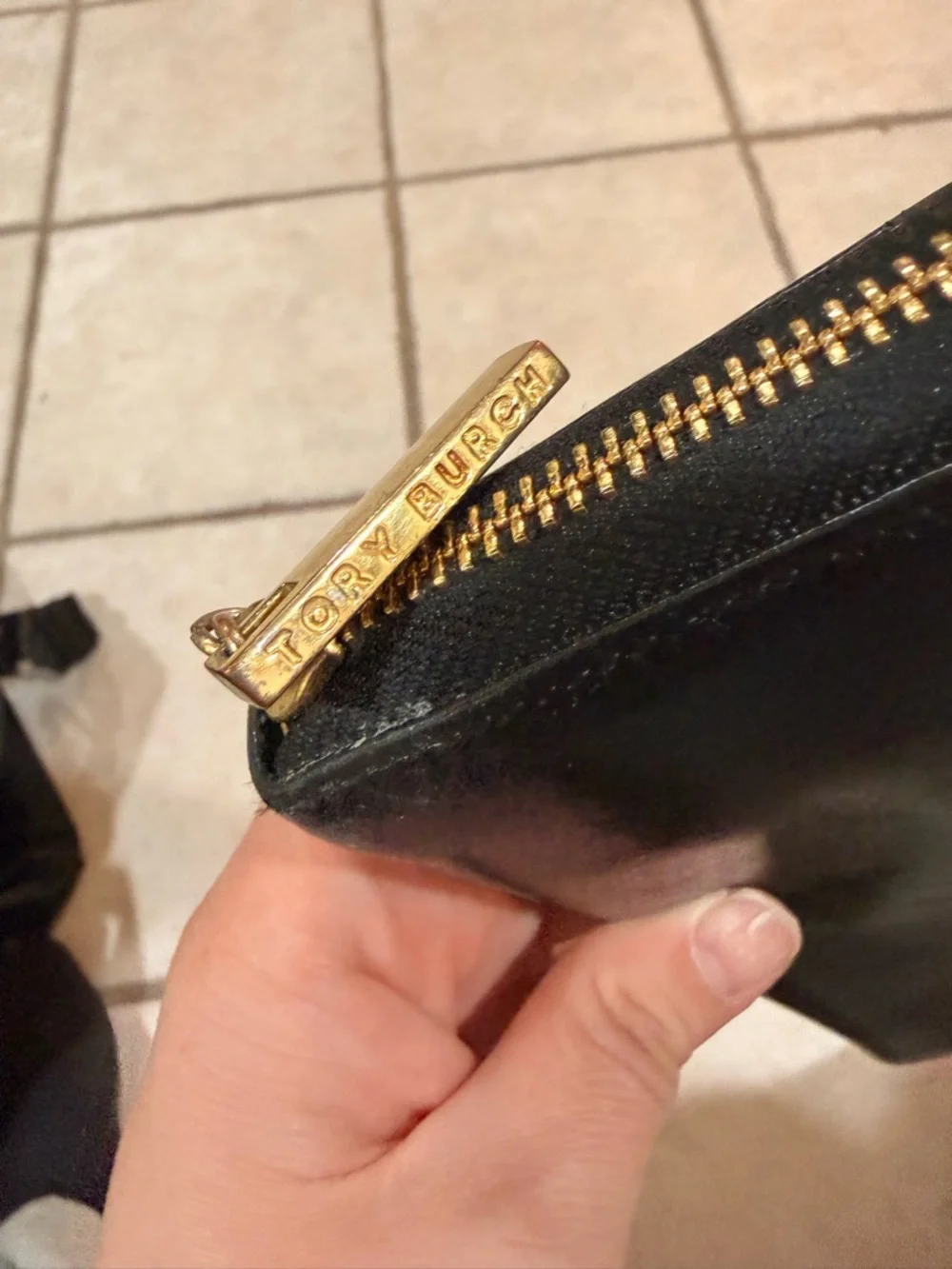 Tory Burch zip-around continental wallet